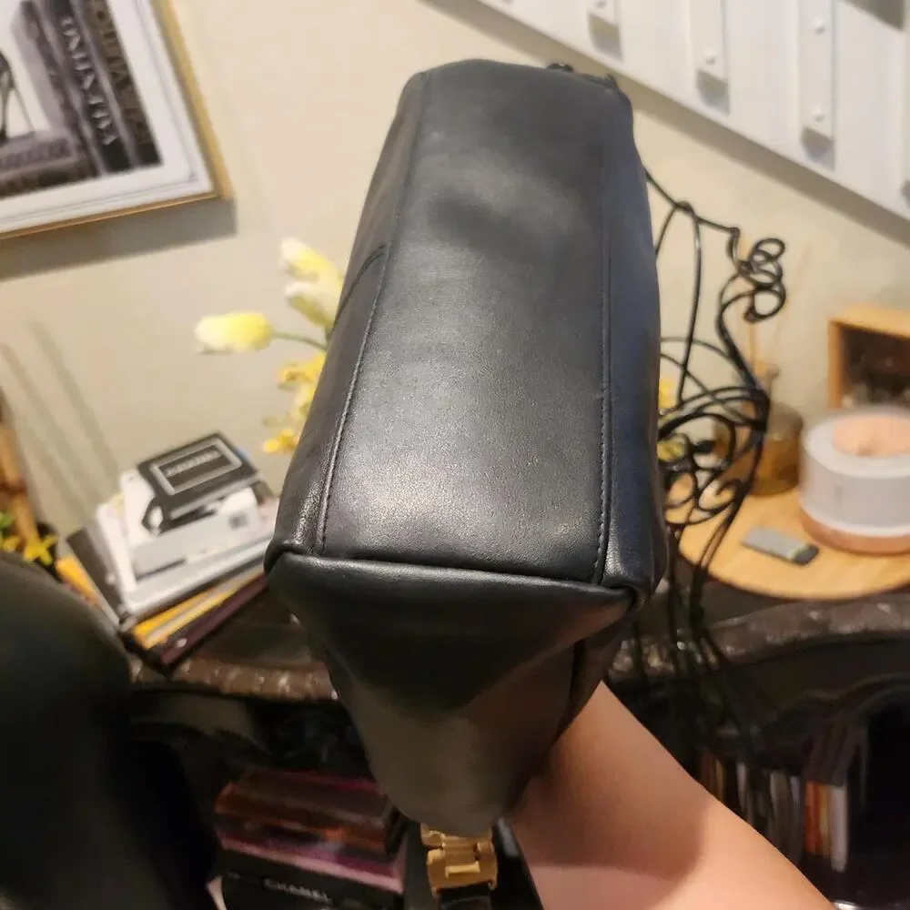 Tory burch leather shoulder bag